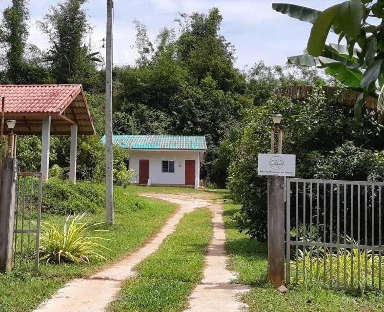 Betong House In The Garden Villa Luaran gambar