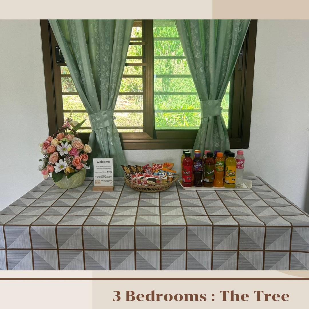 Betong House In The Garden Villa Luaran gambar