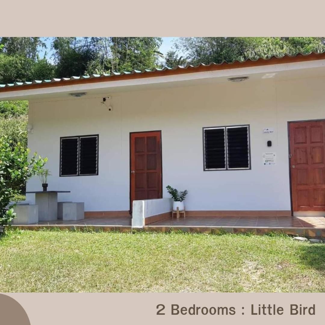 Betong House In The Garden Villa Luaran gambar